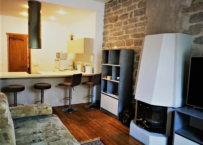 Perfect In Old Town With Parking Apartment *